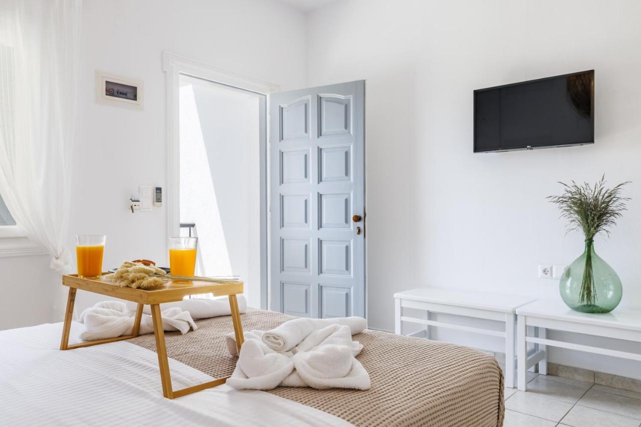 Ourania Studios & Apartments Skopelos Town Bagian luar foto