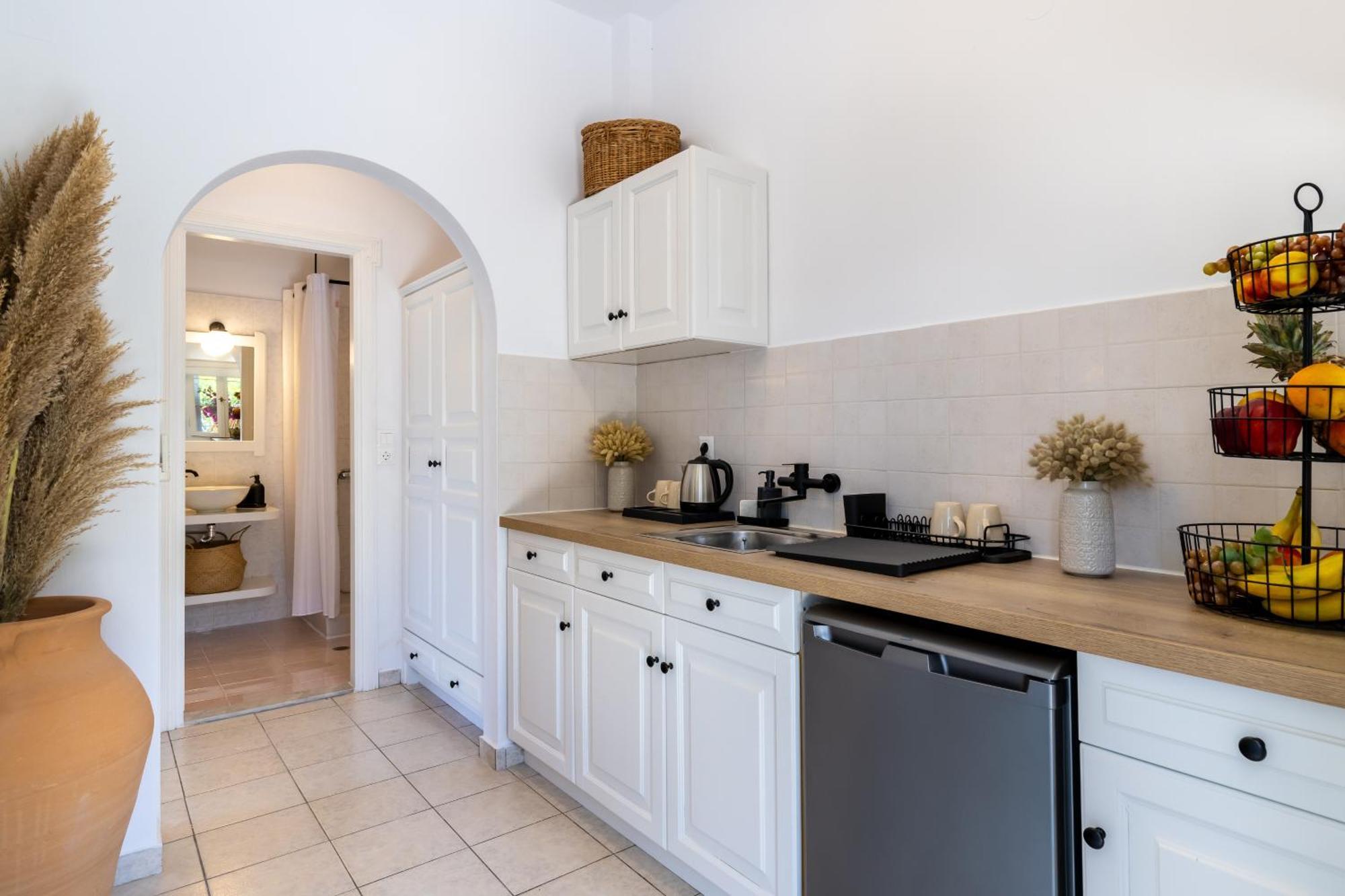 Ourania Studios & Apartments Skopelos Town Bagian luar foto