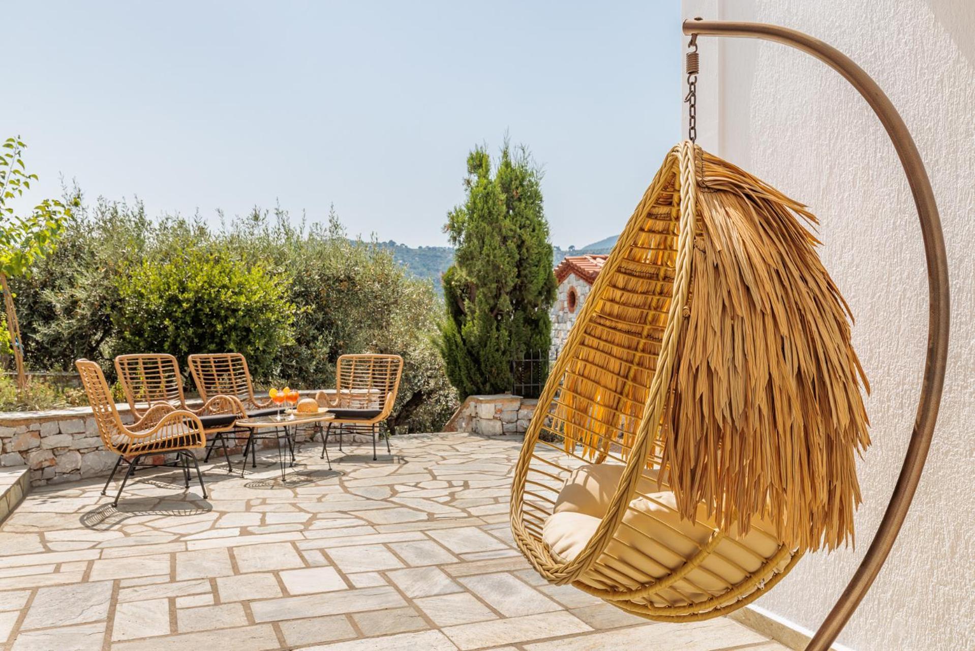 Ourania Studios & Apartments Skopelos Town Bagian luar foto