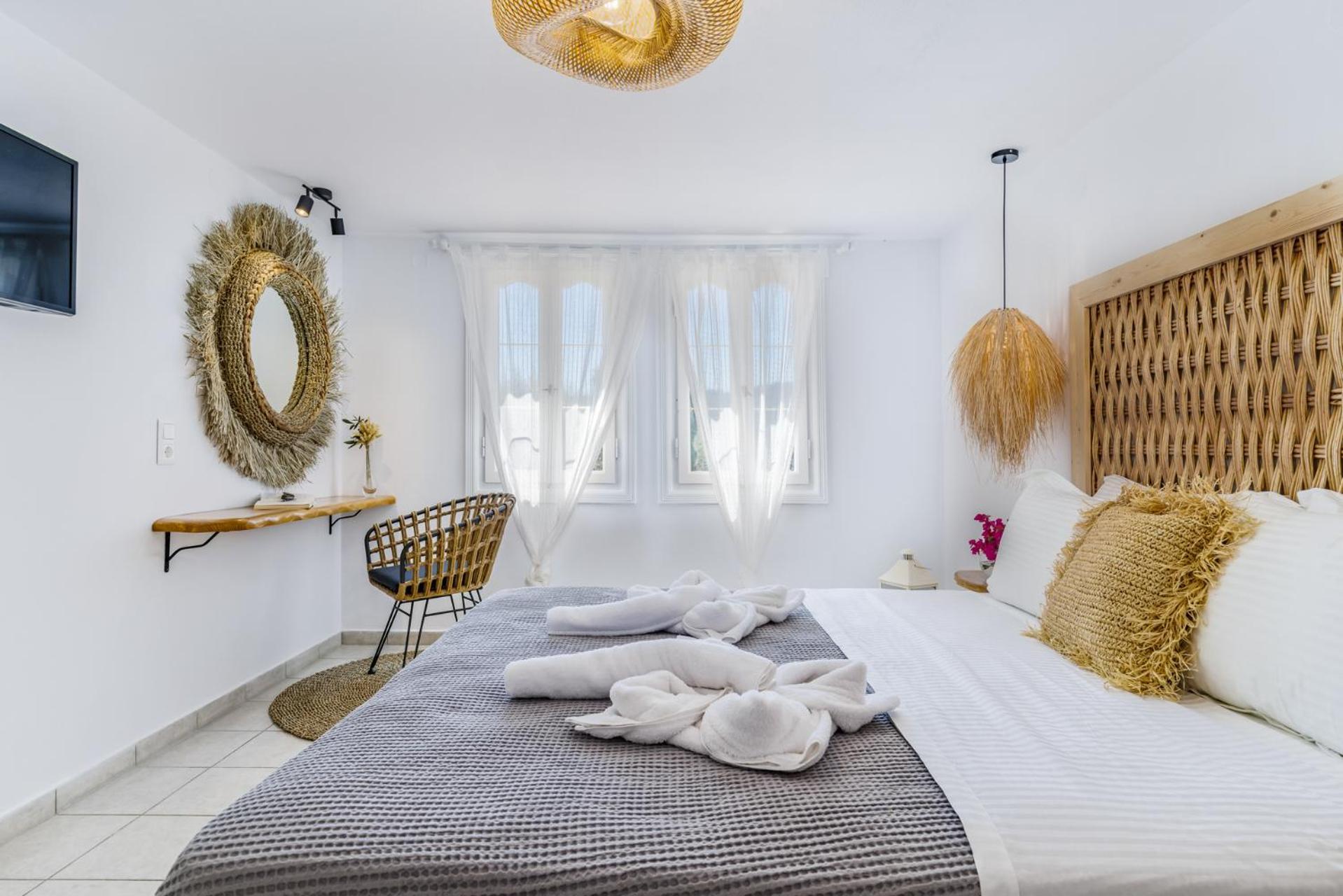 Ourania Studios & Apartments Skopelos Town Bagian luar foto
